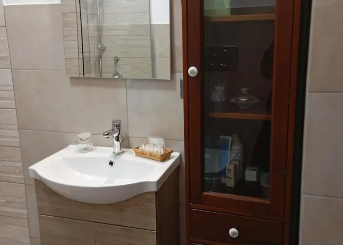 Etna E Mare 里波斯托